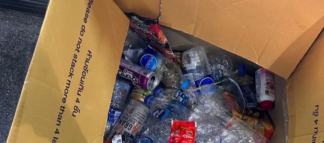 Plastic bottles box