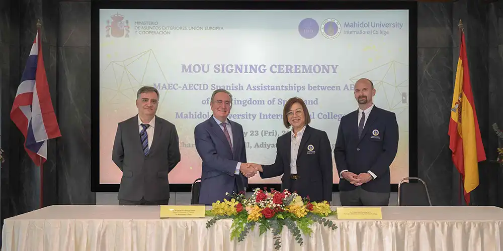 04-MUIC-Signs-MOU-with-Spanish-Ambassador