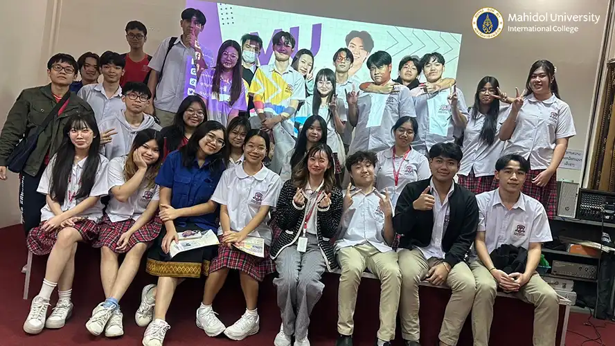 1000-MUIC Attends International School Fair in Lao PDR